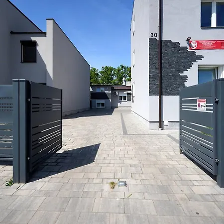 Apartment Pyza With Parking Zgoda 30 Posen