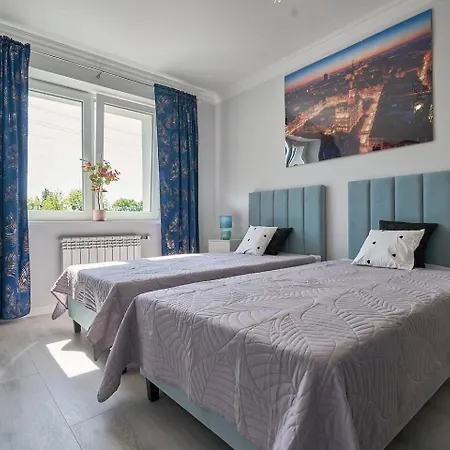 Apartment Pyza With Parking Zgoda 30 Poznan