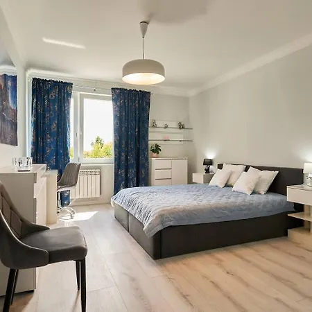 Apartment Pyza With Parking Zgoda 30 Poznan