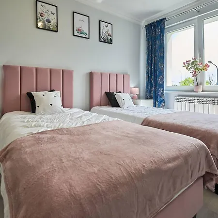 Daire Pyza With Parking Zgoda 30