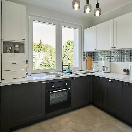 Pyza With Parking Zgoda 30 * Poznan