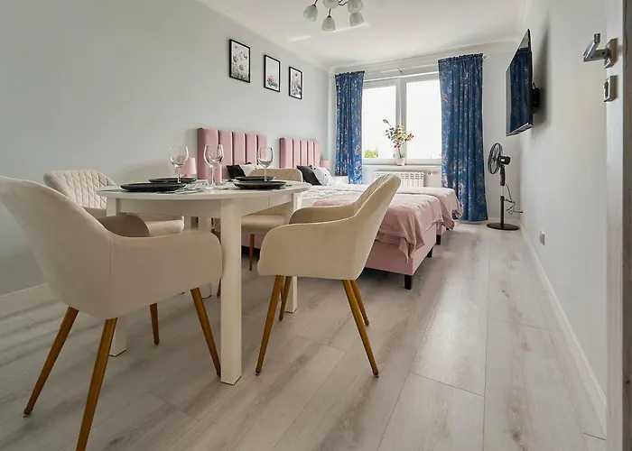 Pyza With Parking Zgoda 30 * Poznaň