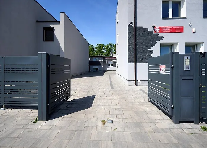 Апартаменты Pyza With Parking Zgoda 30 Познань