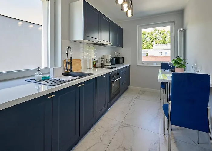 Pyza With Parking Zgoda 30 Poznaň