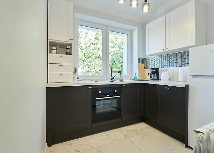 Pyza With Parking Zgoda 30 Poznaň